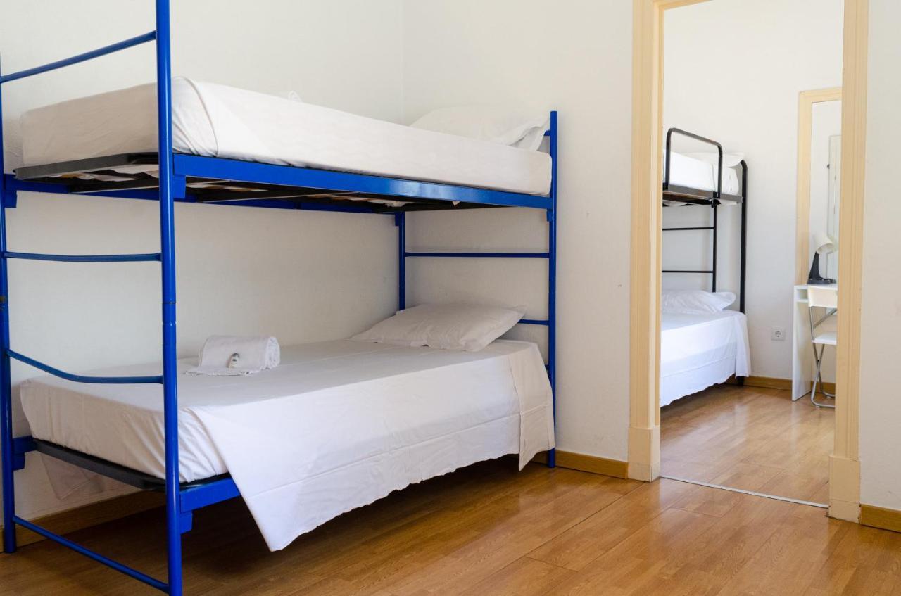 Vierpersoonskamer met Gedeelde Badkamer
