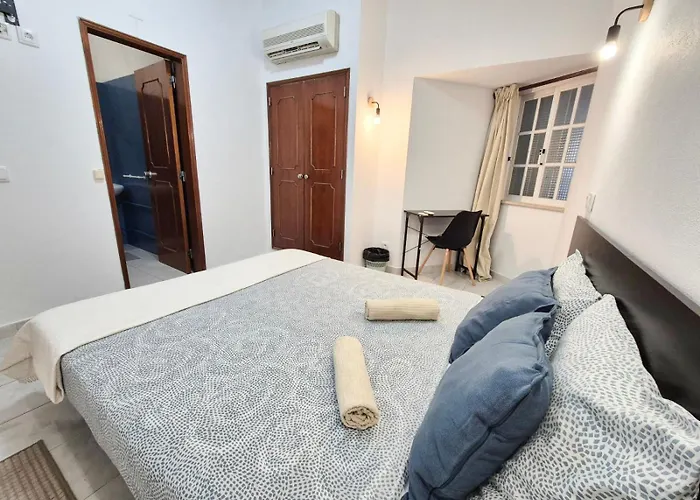 Central Guesthouse